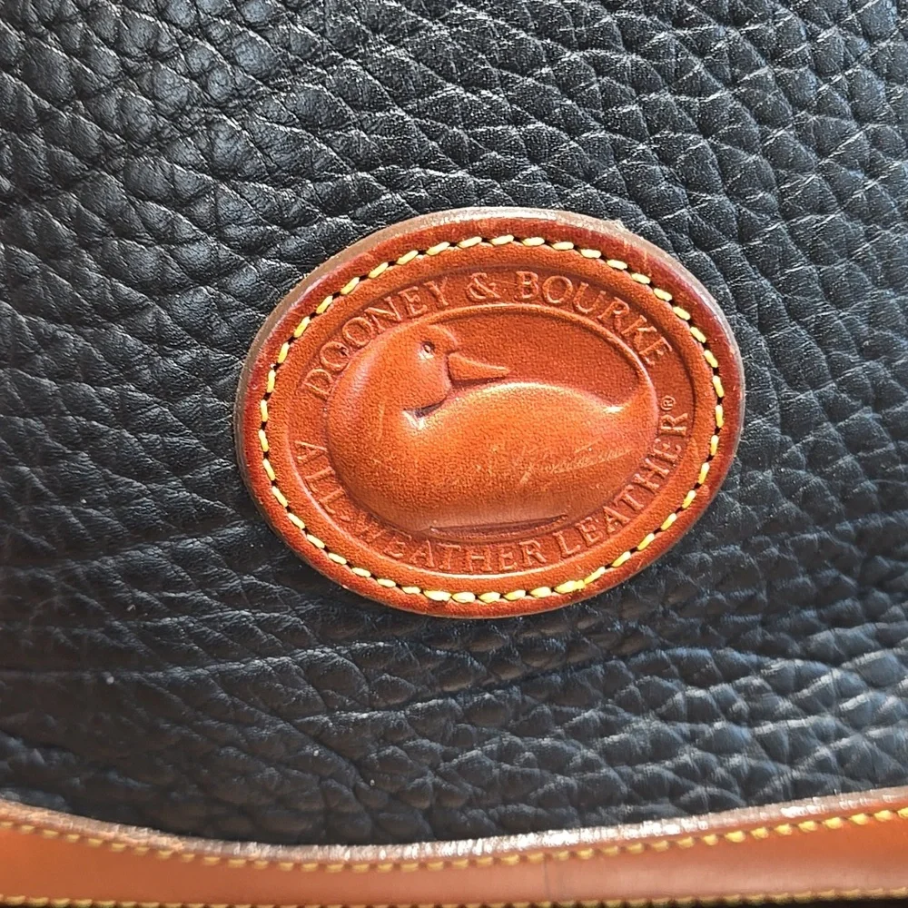 Vintage 80s Dooney And Bourke Hobo Shoulder Bag All Weather Leather Black USA